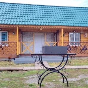 Четырехместный двухкомнатный дом